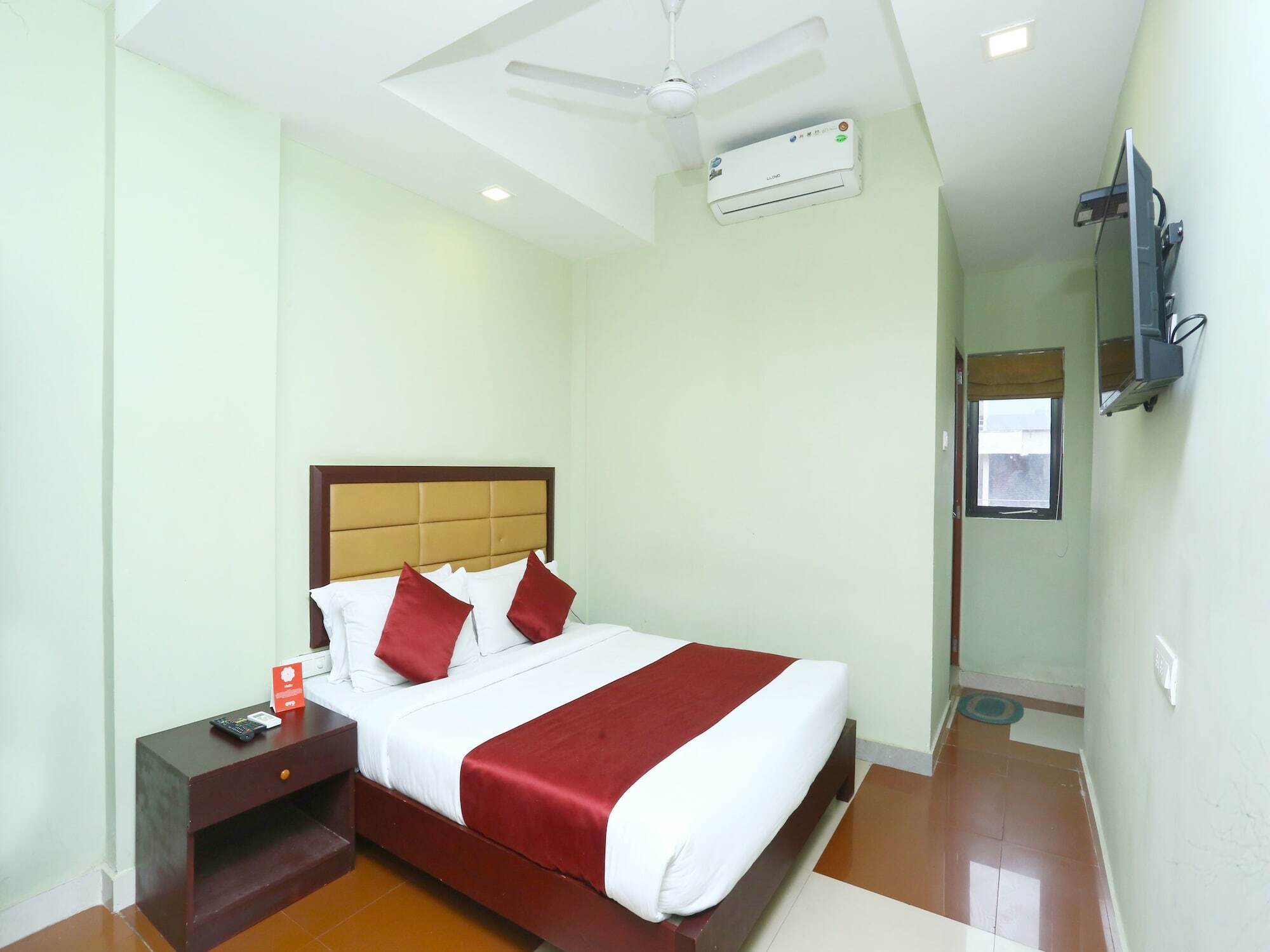 Hotel Oyo 15190 Select Residency à Kozhikode Extérieur photo